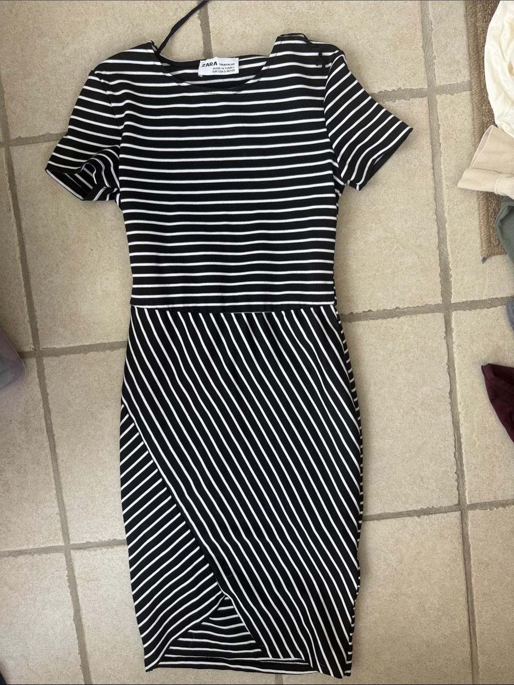 ZARA Black and White Striped Short Sleeve Midi Dress